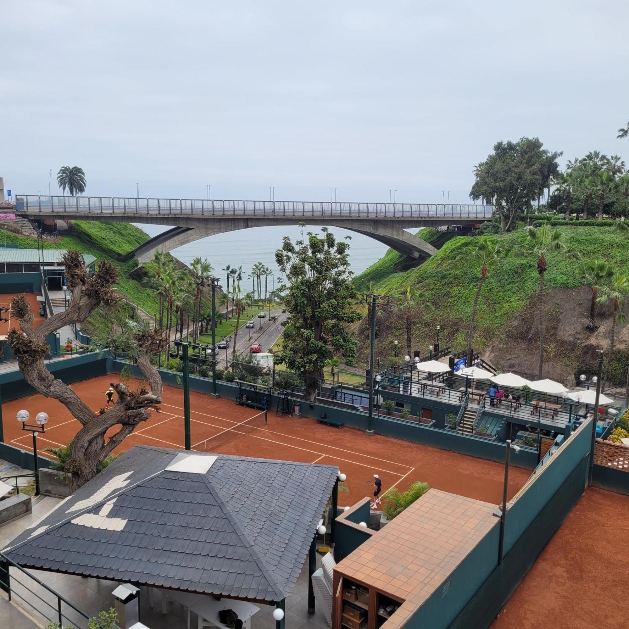 The Guest House 1 At The Booming Center Of Miraflores, Lima - Peru Екстер'єр фото